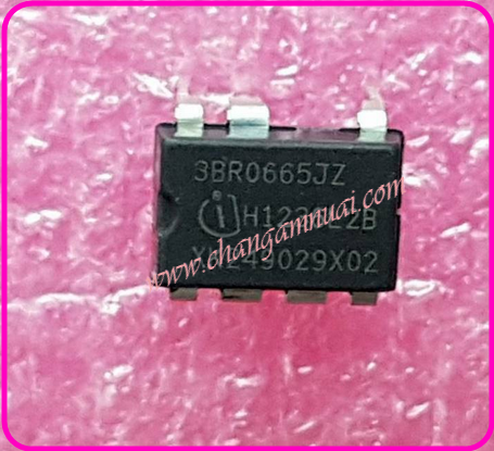 IC ICE3BR0665JZ DIP-7 3BR0665JZ สินค้าทดสอบจากบอร์ดแล้ว ใช้งานได้