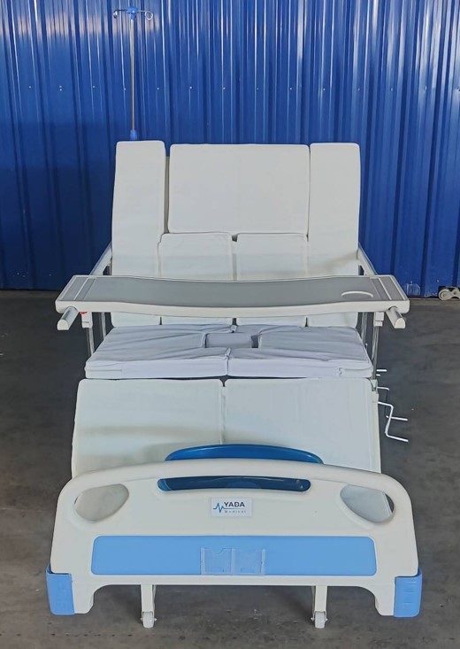 เตียงผู้ป่วยแบบมือหมุน 5 ฟังก์ชั่น ราวกั้นแบบสไลด์ข้าง รุ่น B01-II-DL-h01