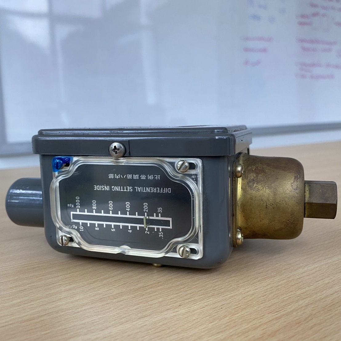 Pressure Controller – YAMATAKE HONEYWELL รุ่น L91B 1316