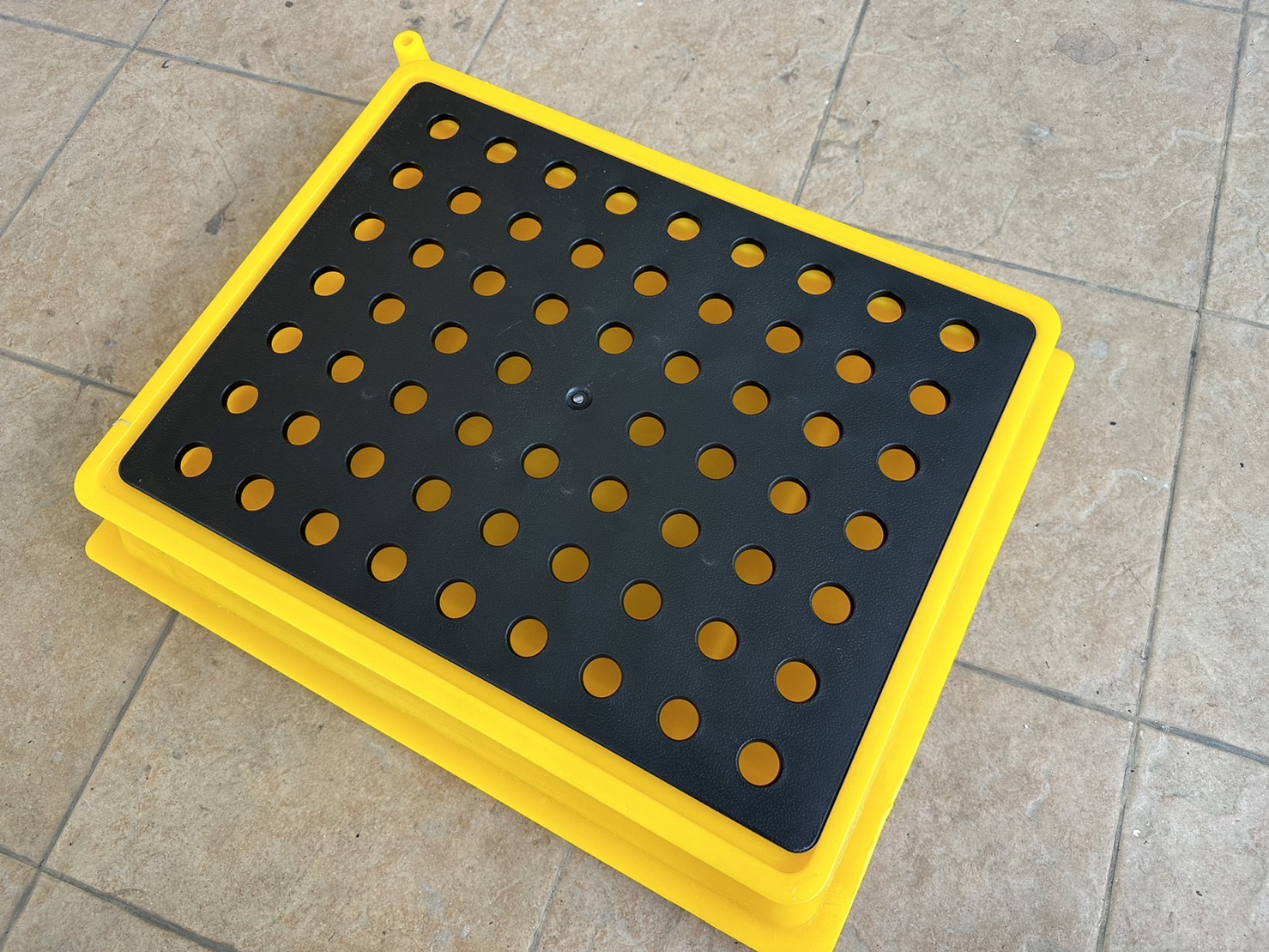 Spill Pallet พาเลทรองสารเคมี