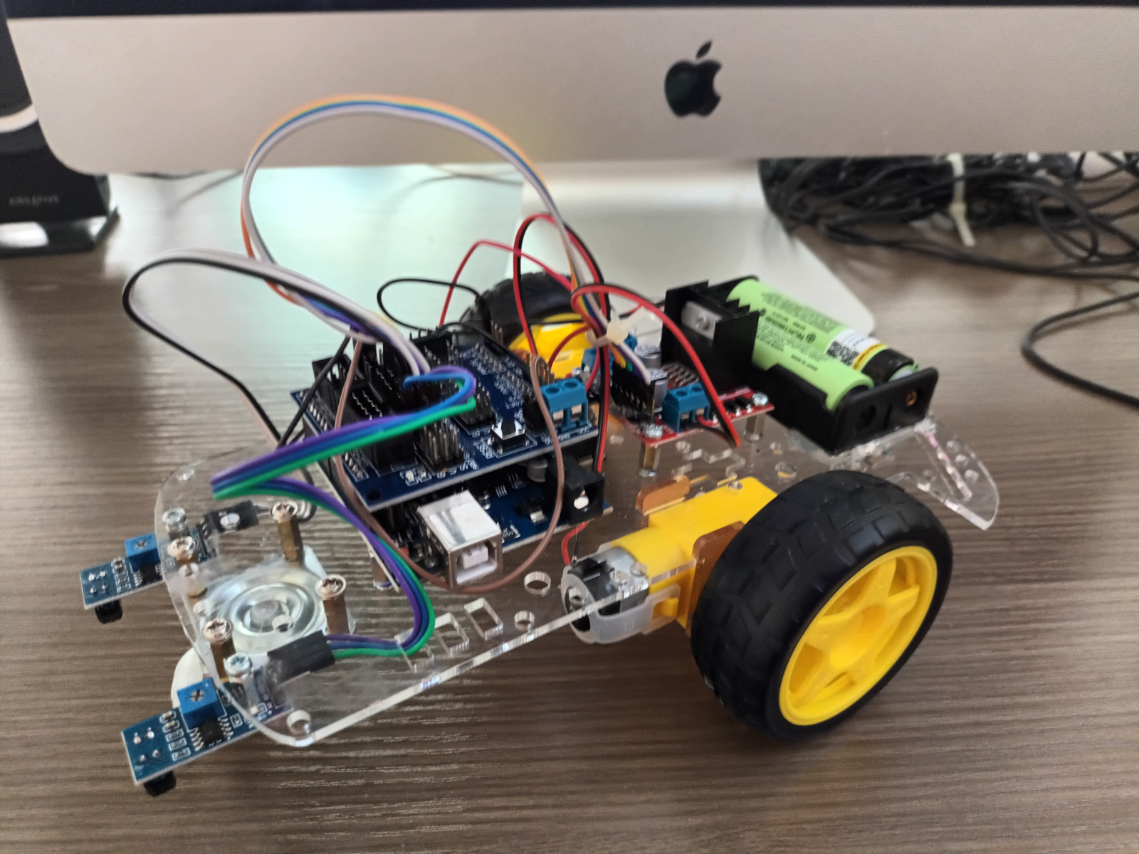 ชุดคิท หุ่นยนต์ Arduino เดินตามเส้น 2 เซ็นเซอร์ (Tracing Infrared)