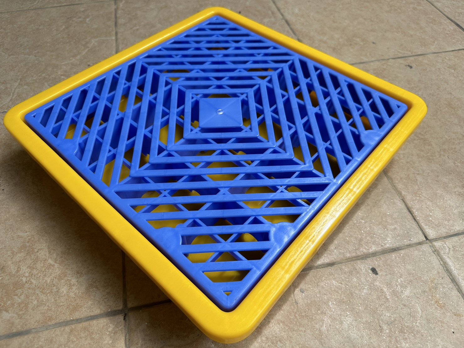 Spill Pallet พาเลทรองสารเคมี