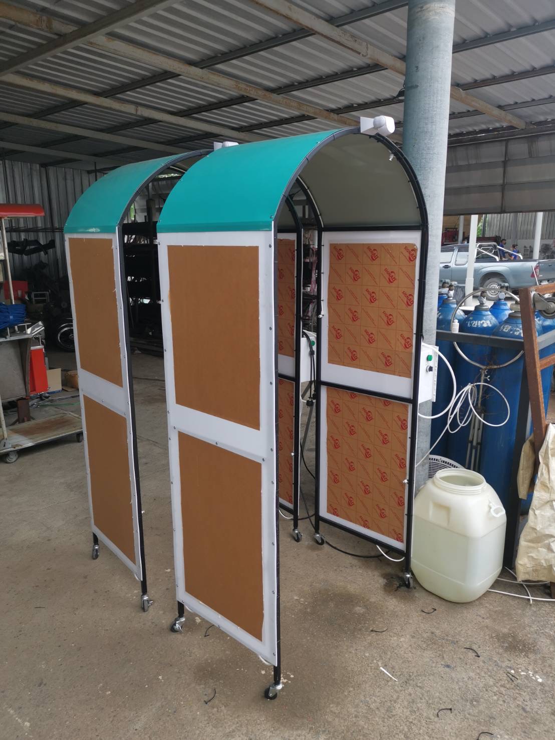 อุโมงค์พ่นฆ่าเชื้อโรคเคลื่อนย้ายได้ โครงสร้างเหล็กหุ้มอคริลิค