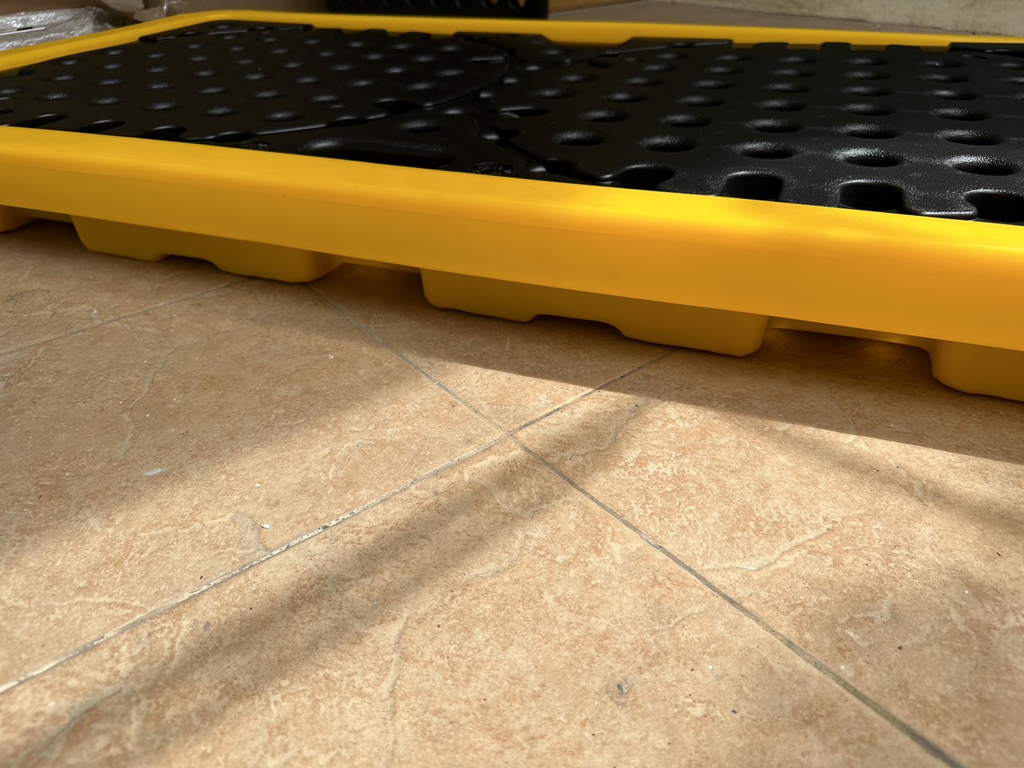 Spill Pallet พาเลทรองสารเคมี