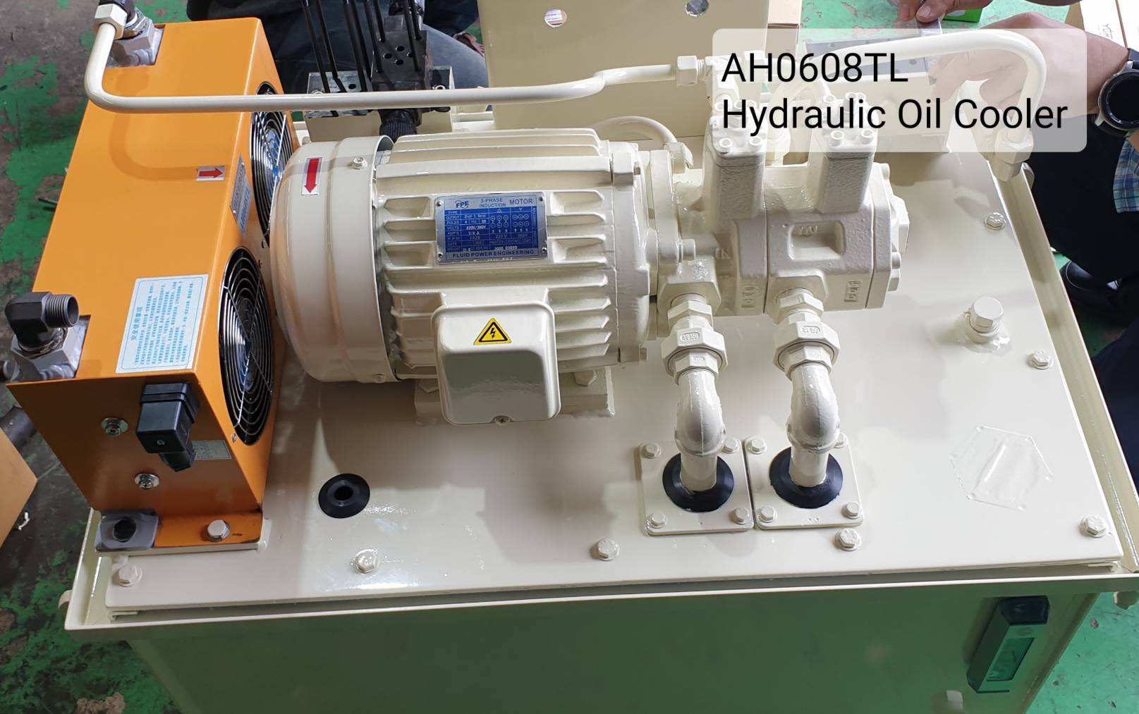 Hydraulic Oil Cooler ออยคูลเลอร์ ไฮดรอลิค ยี่ห้อ RISEN, YUKEN, TAISEI, CESKO, HIKERIS (Air Oil Cooler)