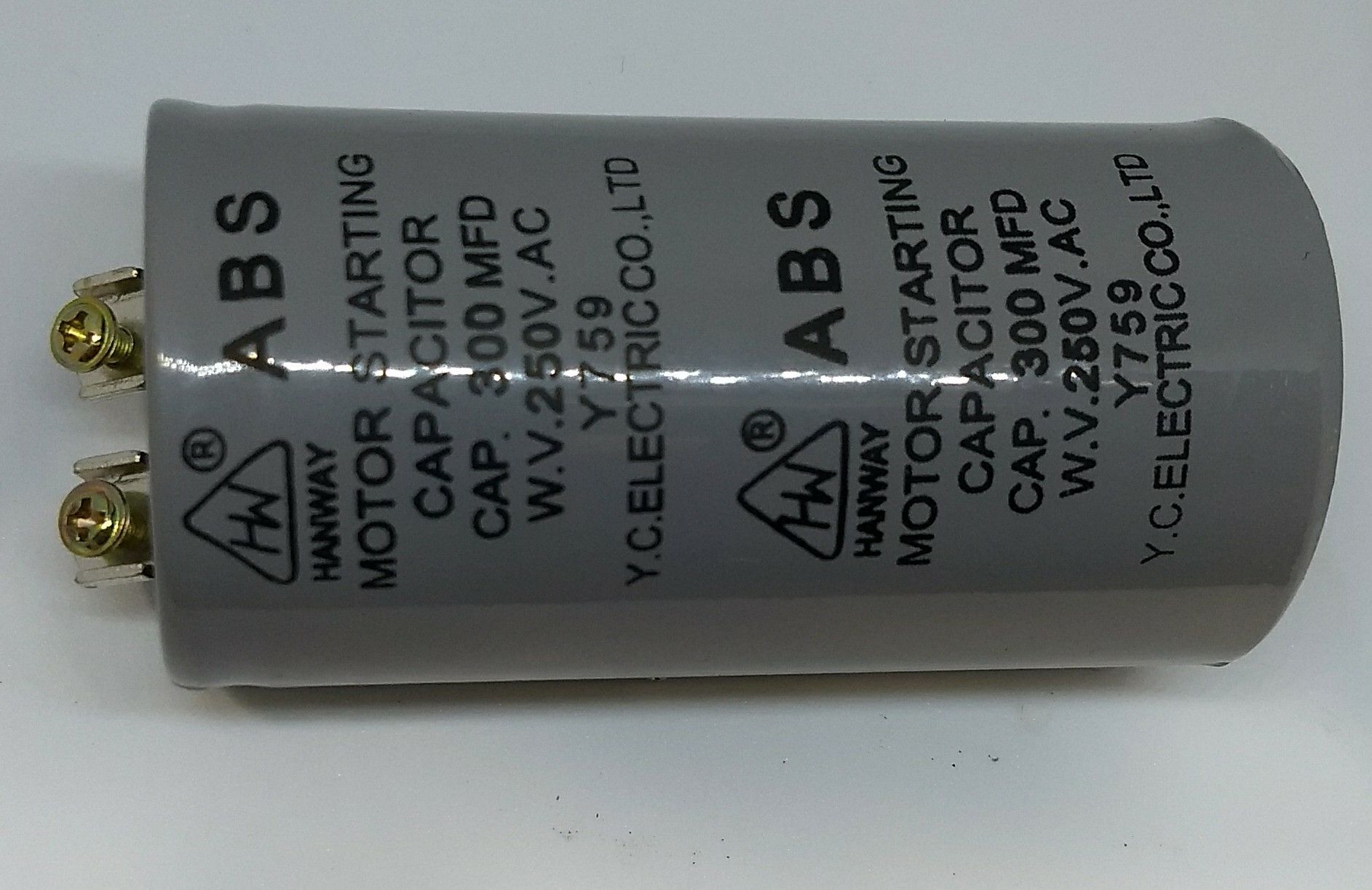คาปาซิเตอร์ 300uf250v capacitor 300uf/250v