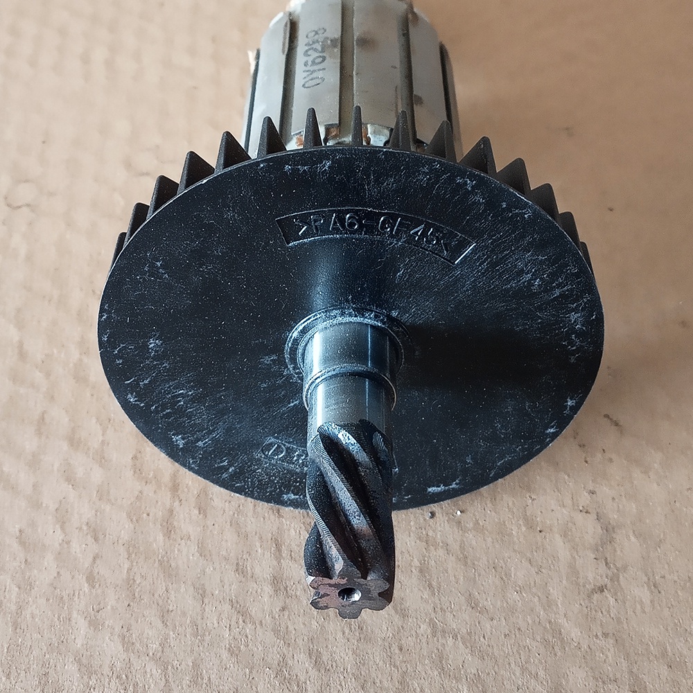 ทุ่น สกัดไฟฟ้า makita รุ่น HM1100 (ญี่ปุ่นแท้)