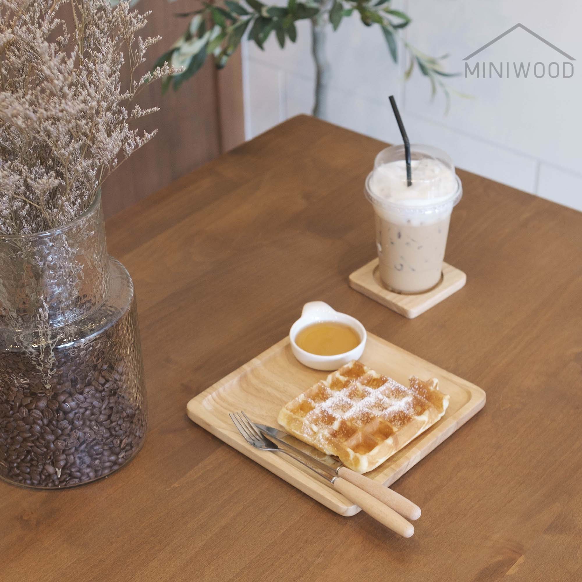 MINIWOOD จานไม้ สี่เหลี่ยมจัตุรัส จานไม้ใส่อาหาร ถาดไม้ Wooden plate ไม้ยางพารา