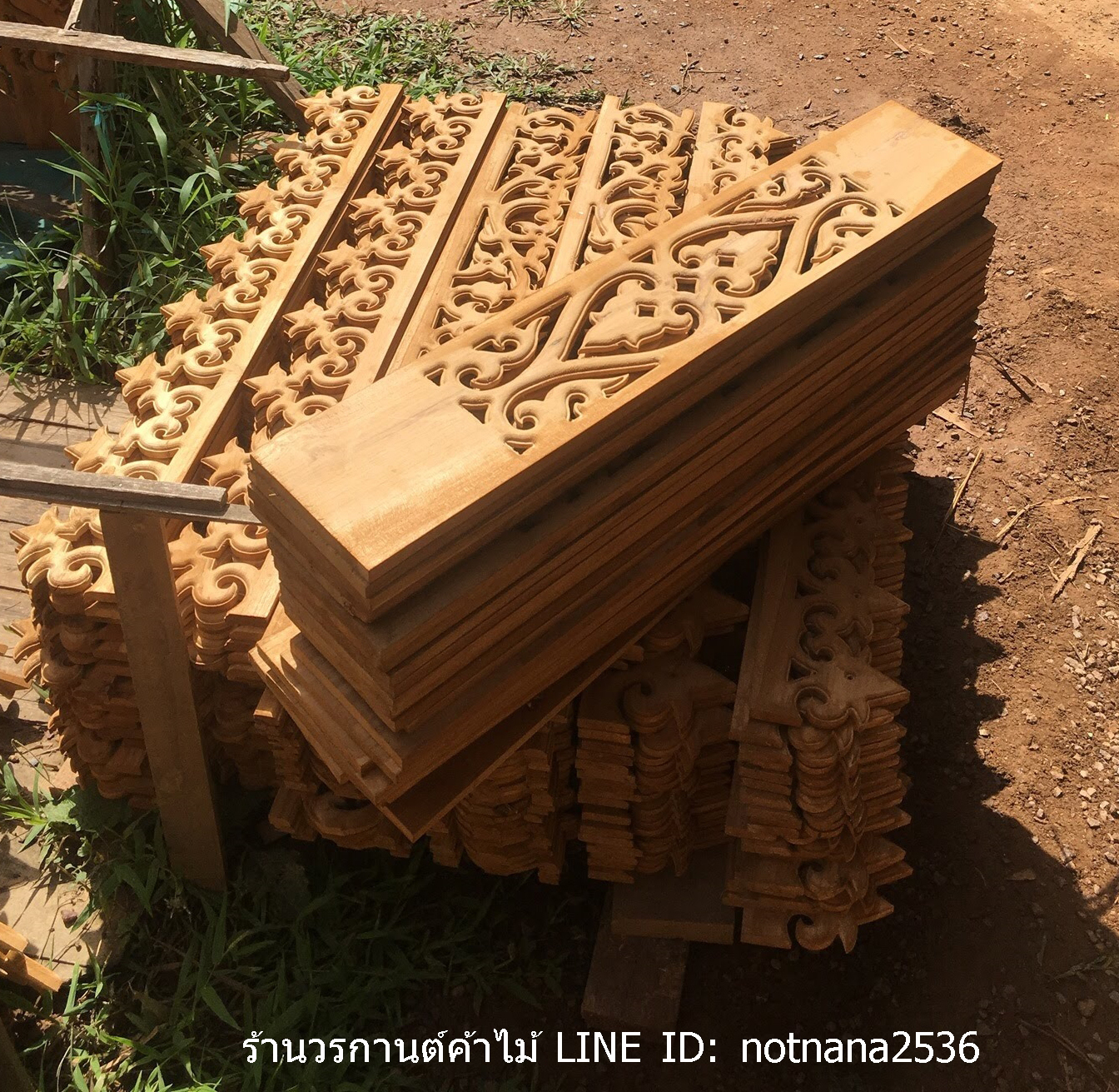 ฉลุไม้สัก,หน้าจั่วไม้สัก,เชิงชายไม้สัก