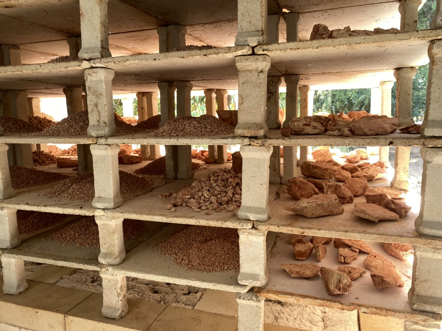 ผงดูดซับน้ำมันและสารเคมี แบบถุง 20 กก.