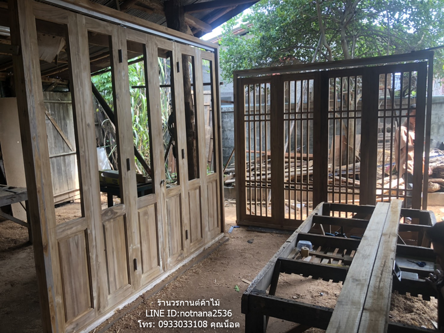 ชุดประตูบานเฟี้ยมไม้สักเกรดA รหัสA038