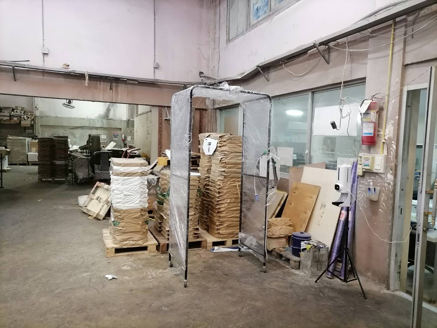 อุโมงค์พ่นฆ่าเชื้อโรคเคลื่อนย้ายได้ โครงสร้างจากเหล็กหุ้มผ้าใบใส