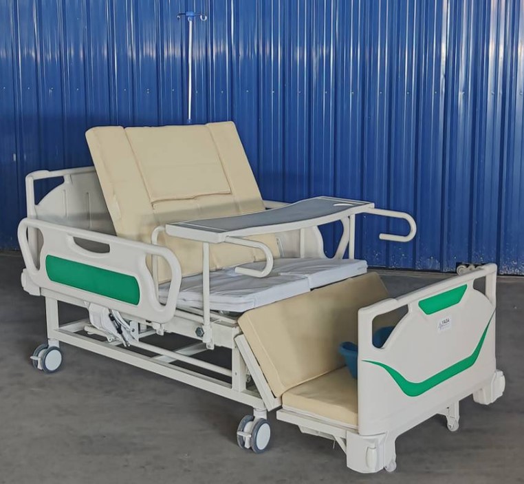 เตียงผู้ป่วยแบบมือหมุน 5 ฟังก์ชั่น ราวกั้นปีกนก ABS รุ่น B01-I-DL