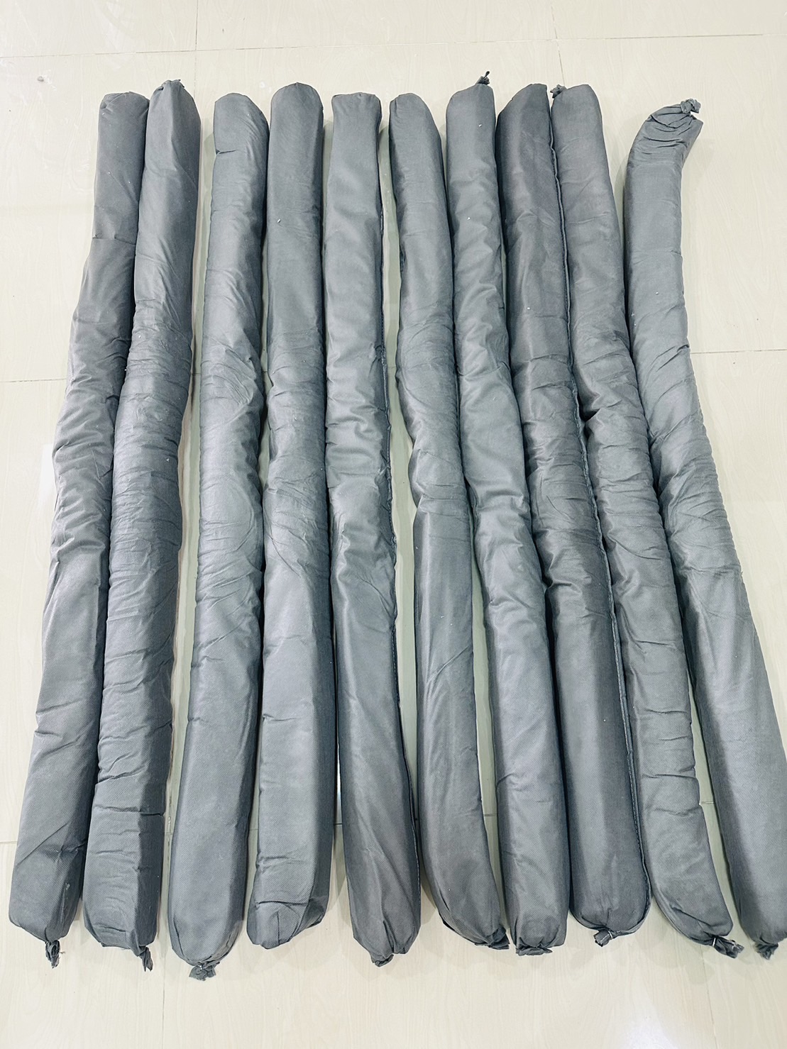 บูมดูดซับน้ำมันและสารเคมี Universal Absorbent Socks