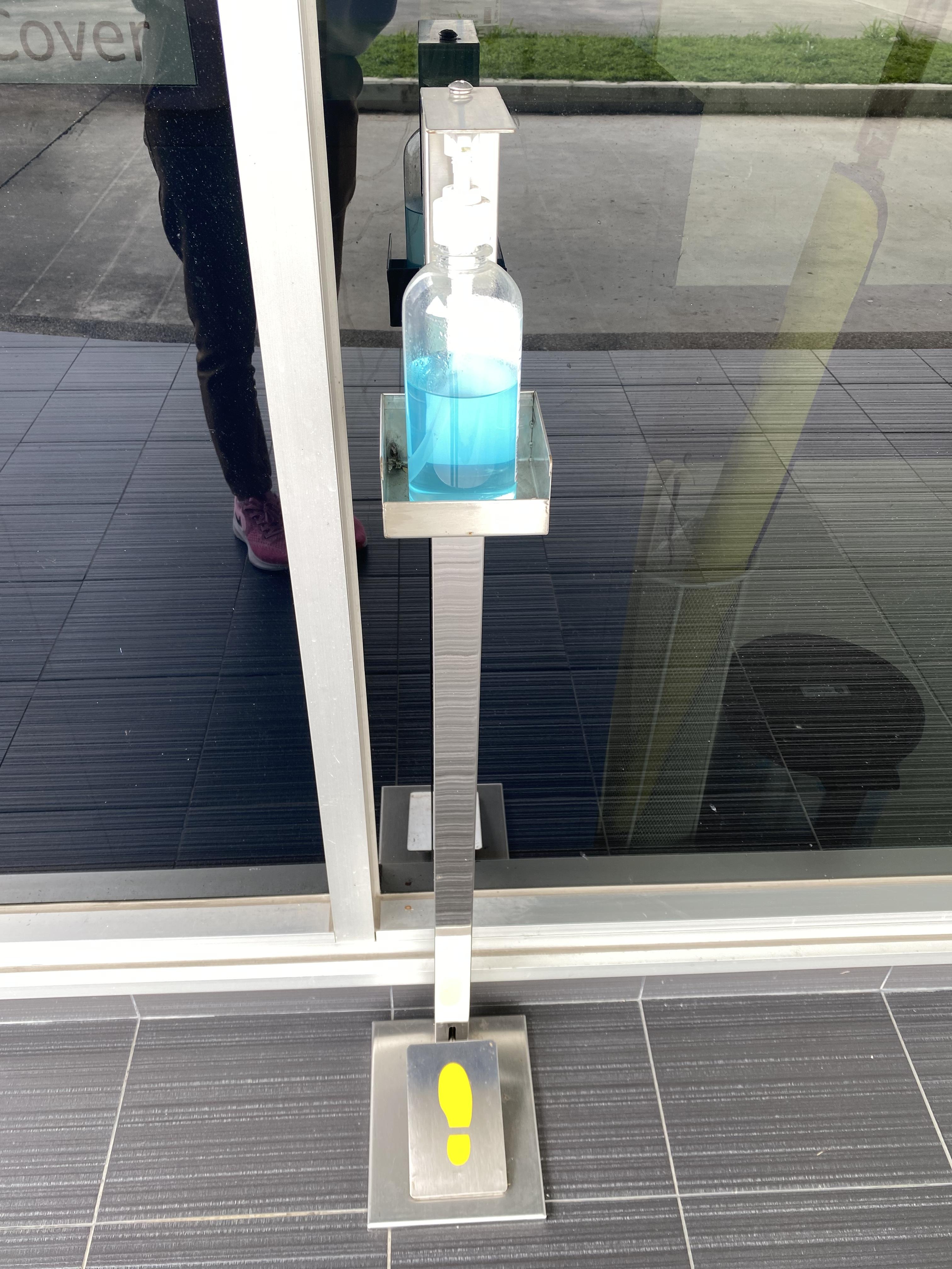 อุปกรณ์จ่ายแอลกอฮอล์แบบเท้าเหยียบ วัสดุสแตนเลส 304