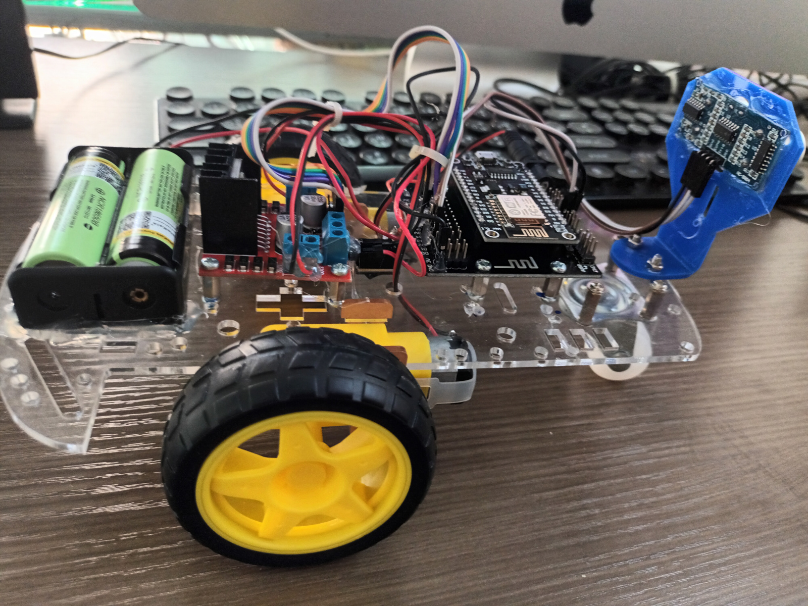 ชุดคิท หุ่นยนต์หลบสิ่งกีดขวาง ESP8266 V3