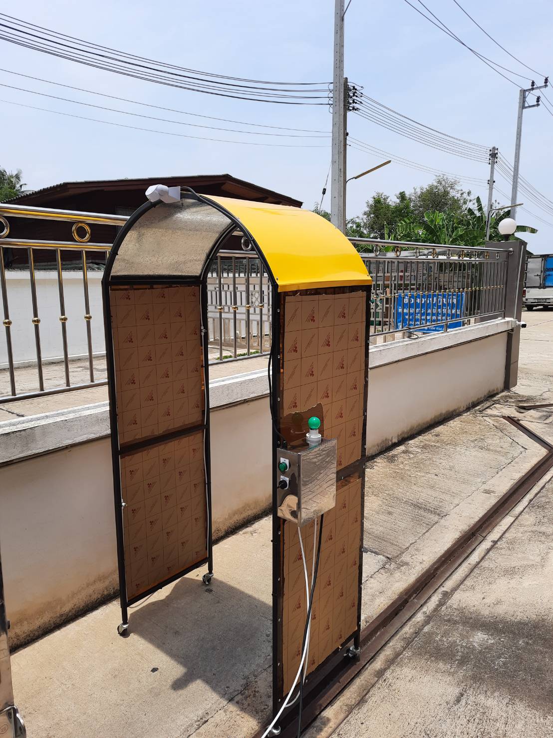 อุโมงค์พ่นฆ่าเชื้อโรคเคลื่อนย้ายได้ โครงสร้างเหล็กหุ้มอคริลิค