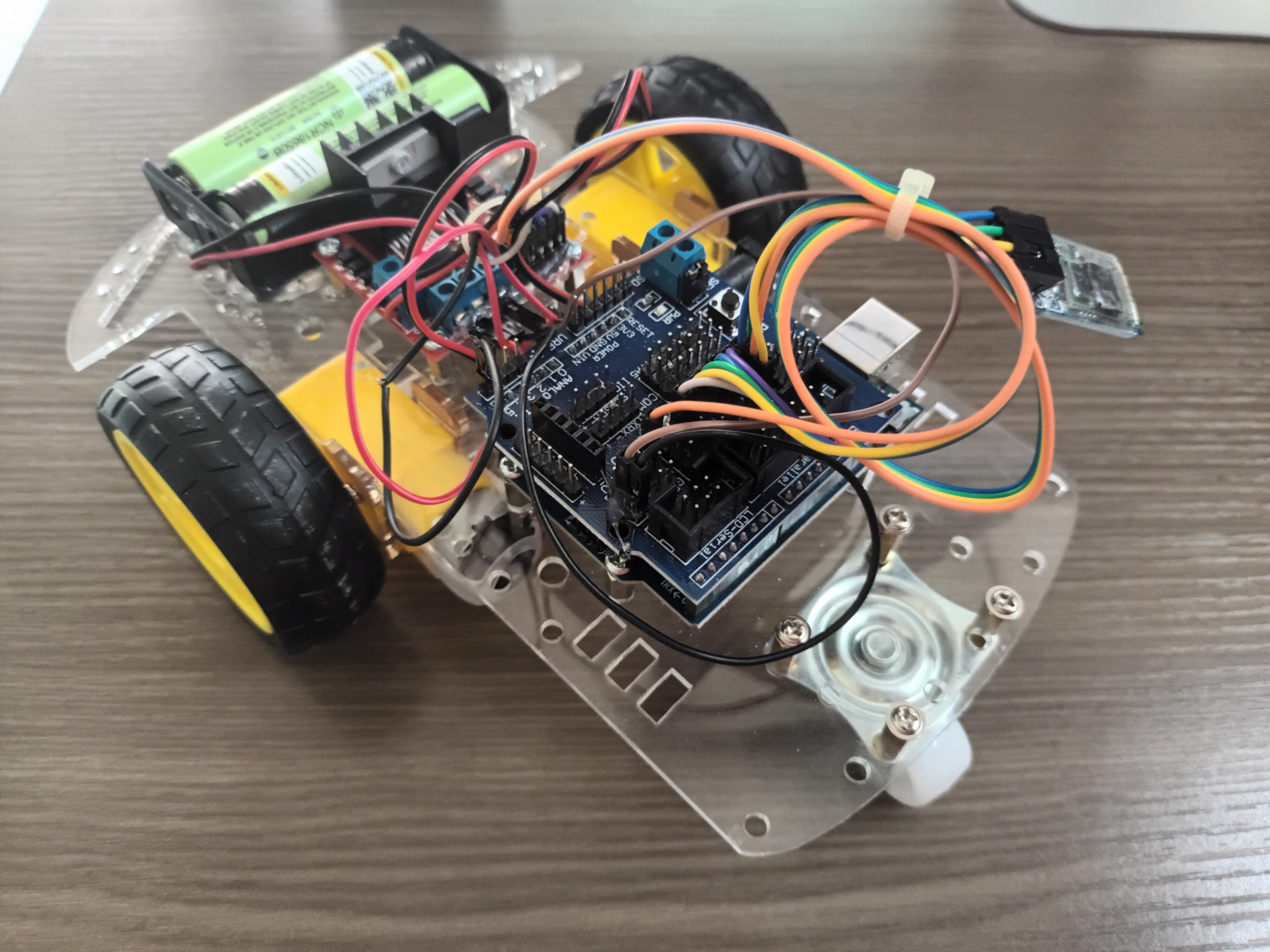 ชุดคิท หุ่นยนต์ Arduino บังคับ ด้วยแอพ บลูทูธ (Bluetooth)