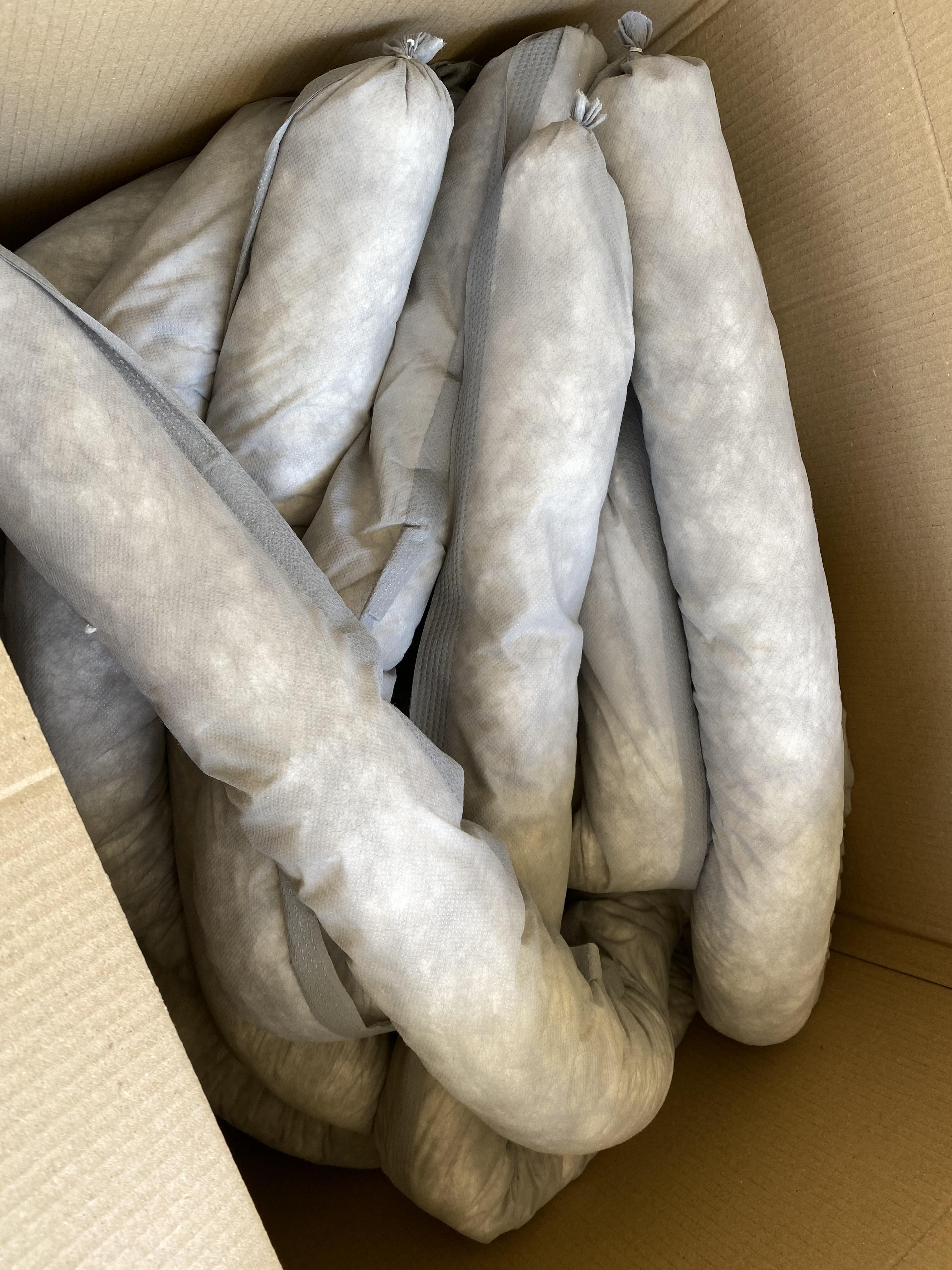 บูมดูดซับน้ำมันและสารเคมี Universal Absorbent Socks