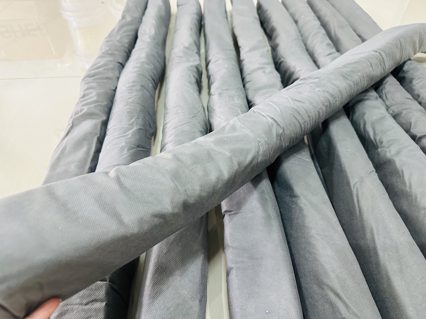 บูมดูดซับน้ำมันและสารเคมี Universal Absorbent Socks