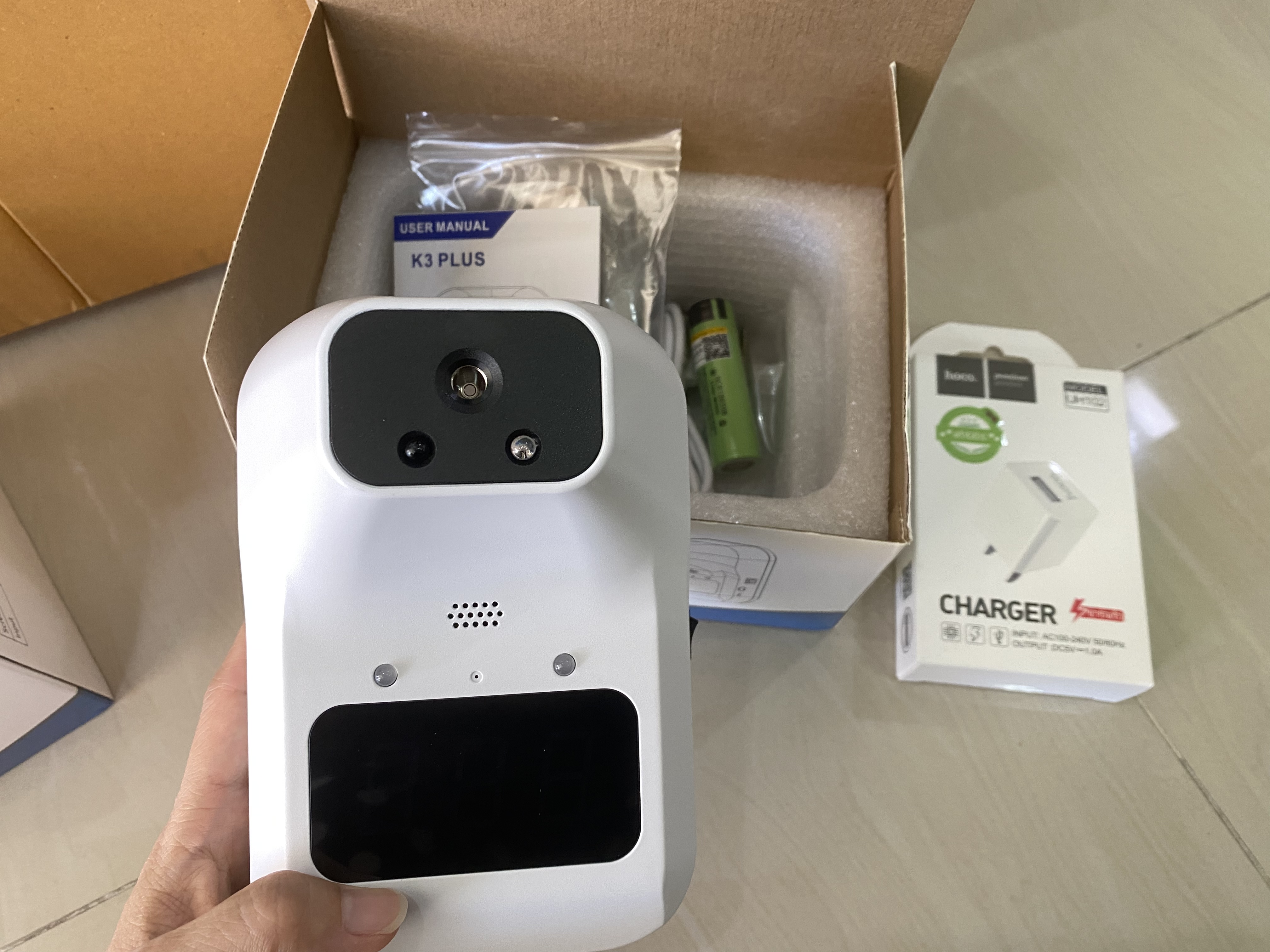 เครื่องวัดอุณหภูมิแบบอินฟาเรด พร้อมขาตั้งและอุปกรณ์ครบชุด