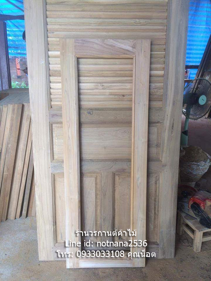 หน้าต่างไม้สักช่องกระจกเกรดA,B รหัส52