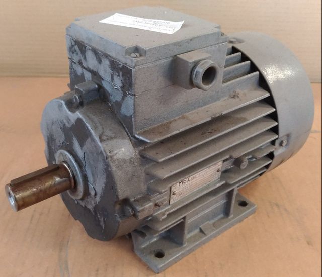 มอเตอร์ขาตั้ง Mez-3HP