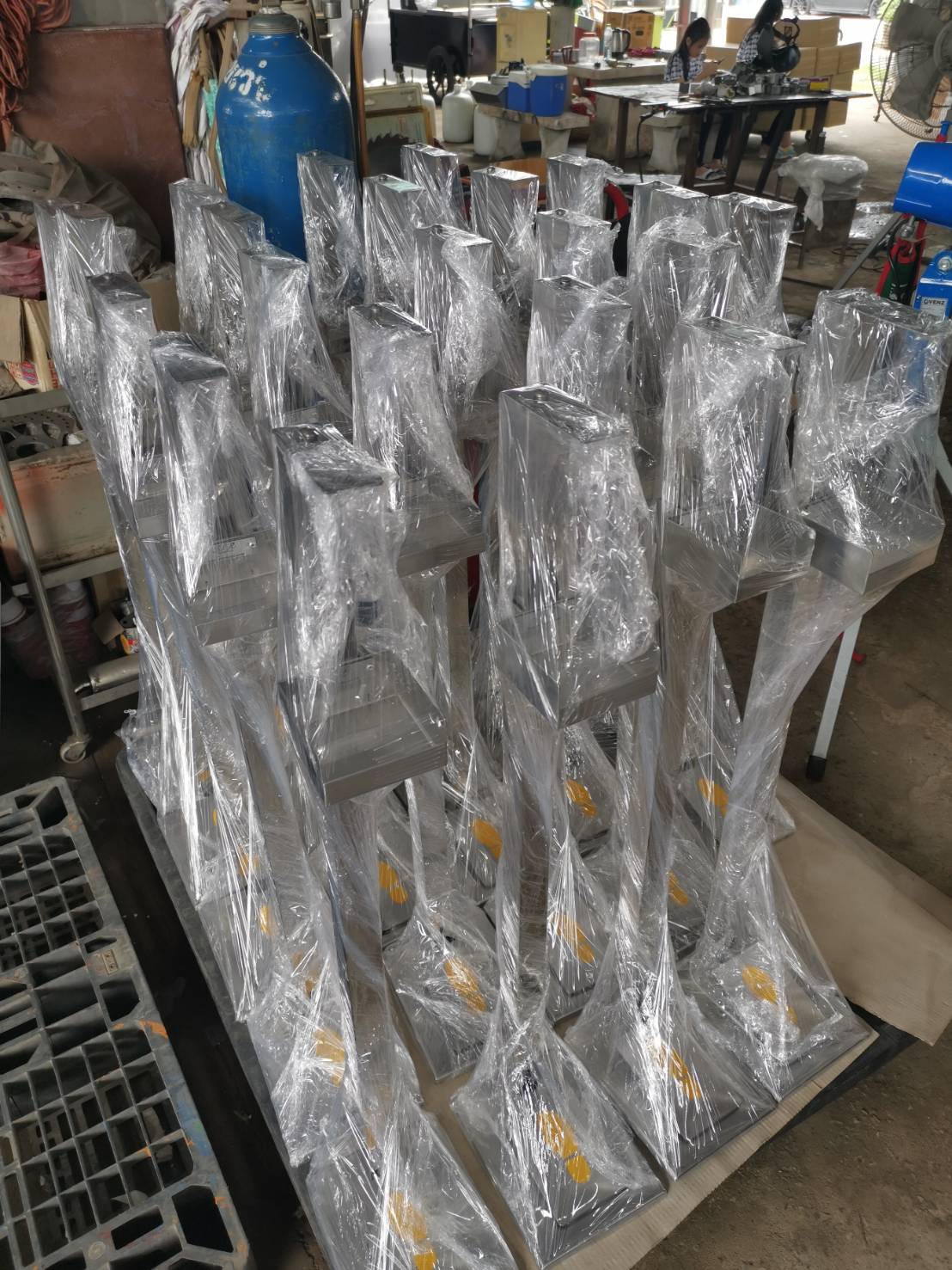 อุปกรณ์จ่ายแอลกอฮอล์แบบเท้าเหยียบ วัสดุสแตนเลส 304