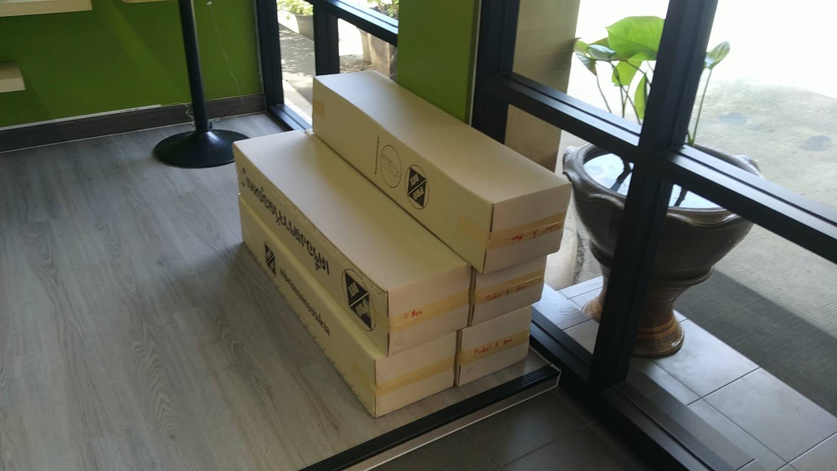 อุปกรณ์จ่ายแอลกอฮอล์แบบเท้าเหยียบ วัสดุสแตนเลส 304