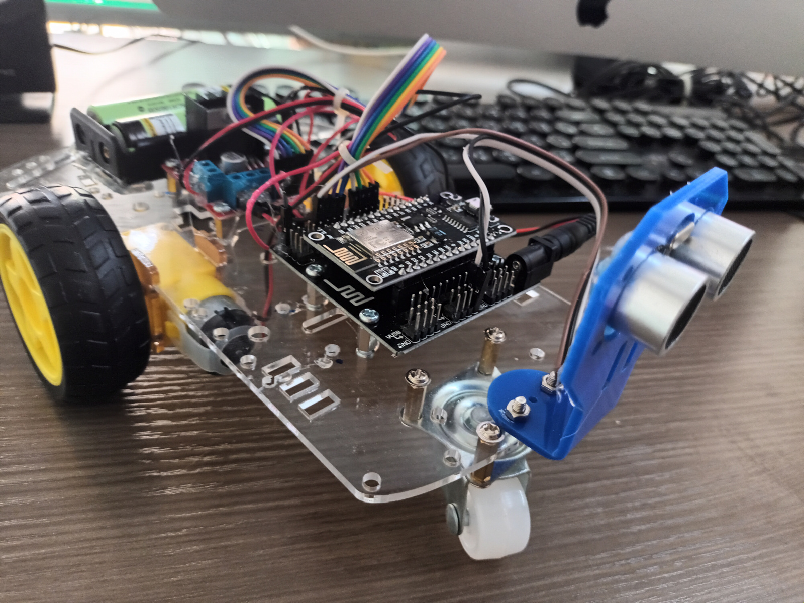 ชุดคิท หุ่นยนต์หลบสิ่งกีดขวาง ESP8266 V3