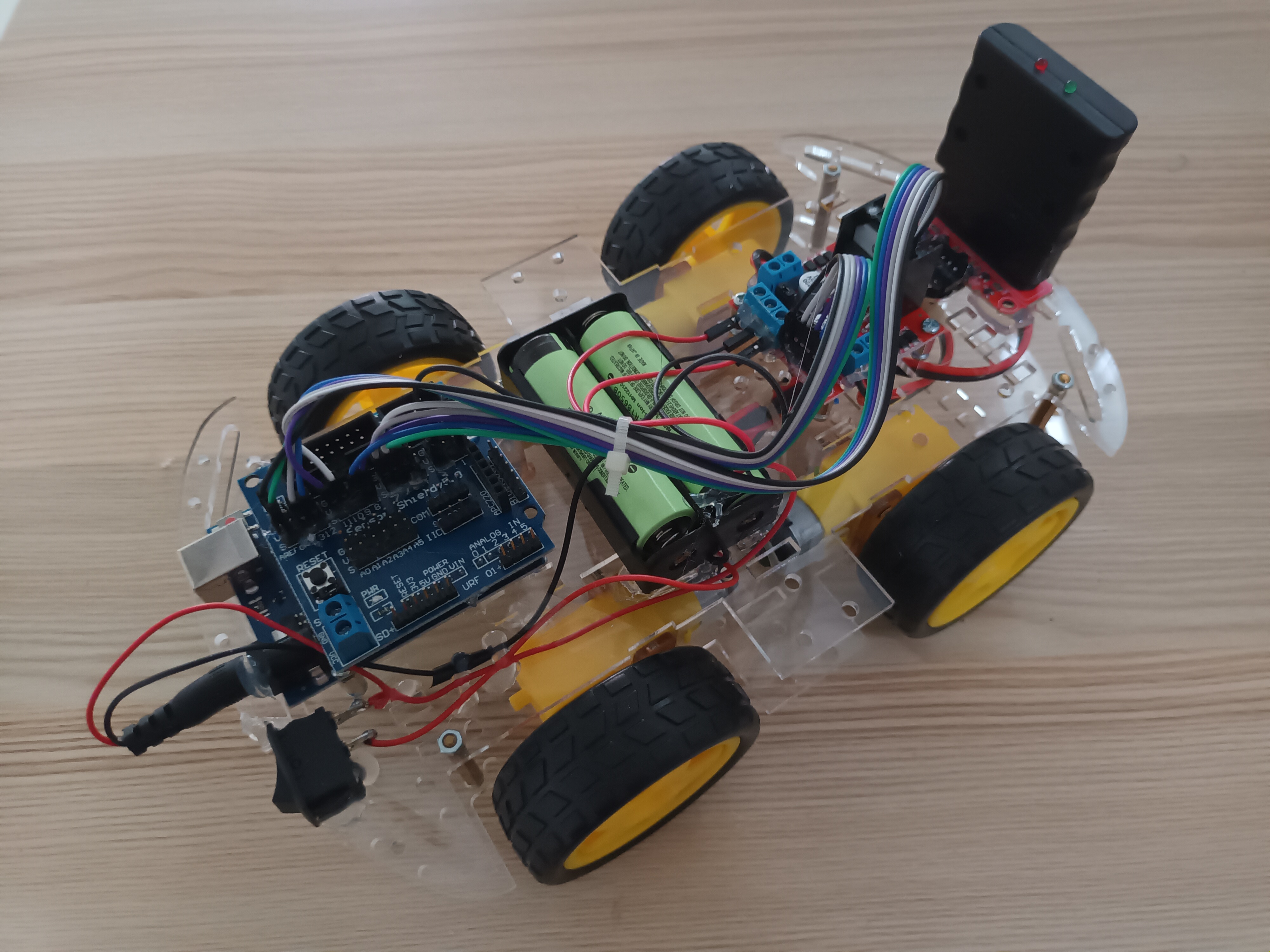 ชุดคิท หุ่นยนต์บังคับ Arduino ด้วย Wireless Joystick PS2