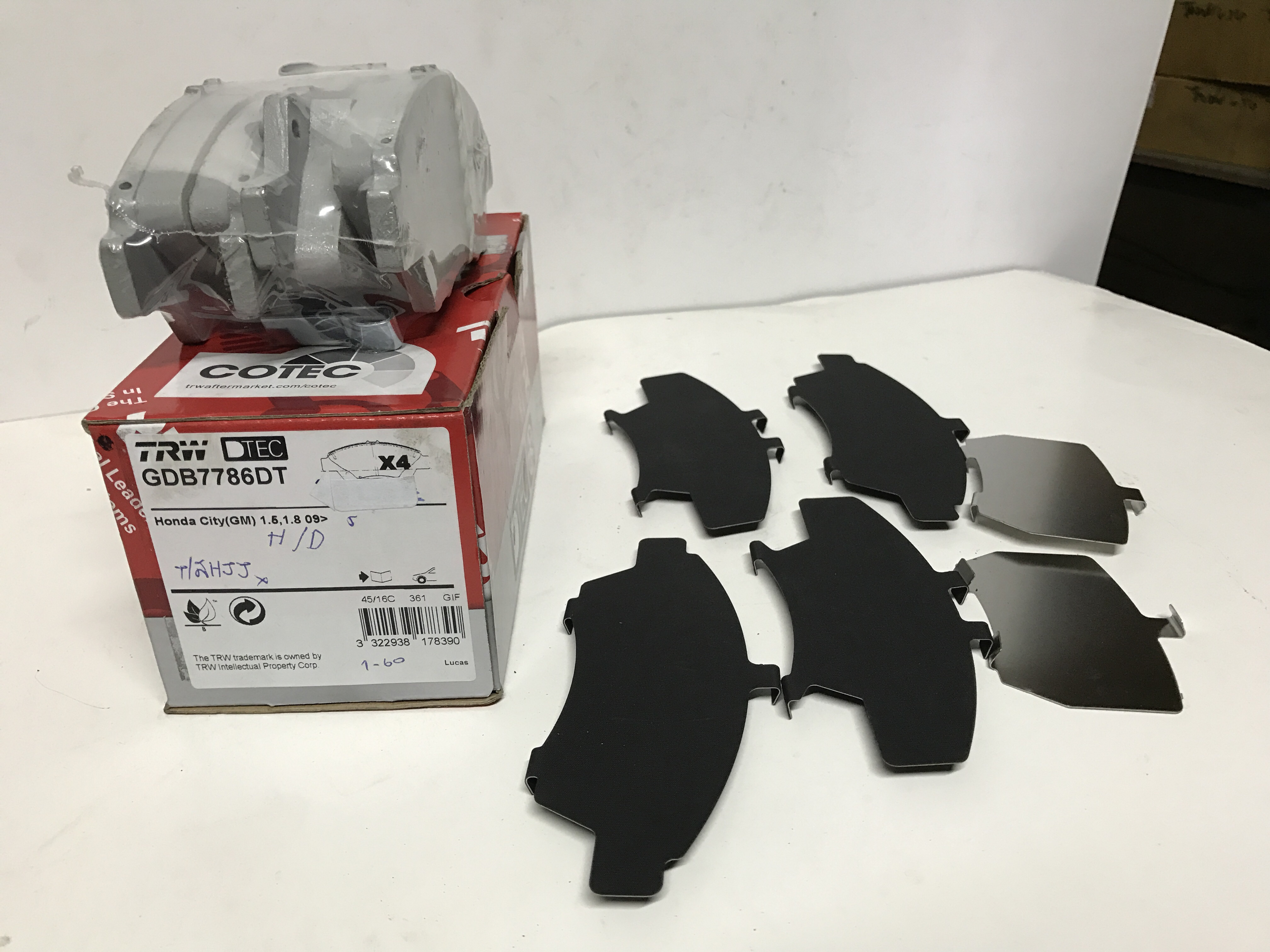 ผ้าเบรค (หน้า) Honda City 1.5 CNG ปี 2012 - 2014 (TRW-DTEC)