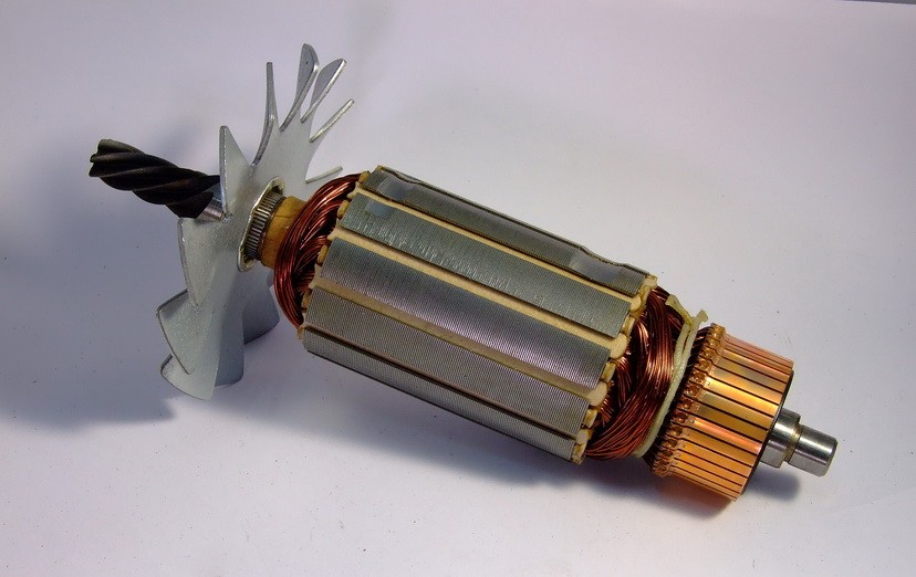 ทุ่น เครื่องตัดเหล็ก (แท่นตัดไฟเบอร์) "MAKITA" รุ่น 2416S (ญี่ปุ่นแท้)