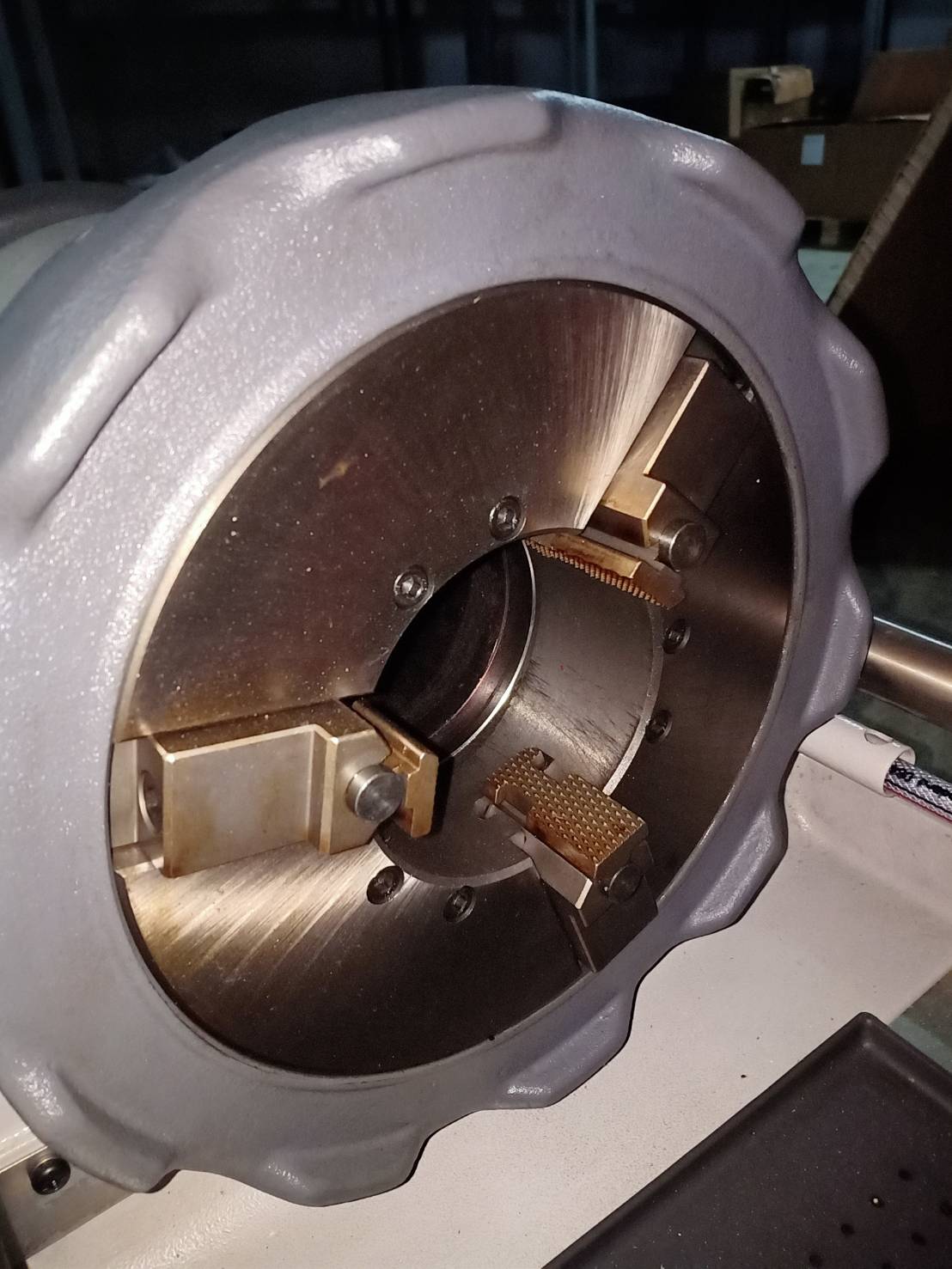 เครื่องต๊าปเกลียว Asada รุ่น Beaver 80 auto (1/4-3 นิ้ว)