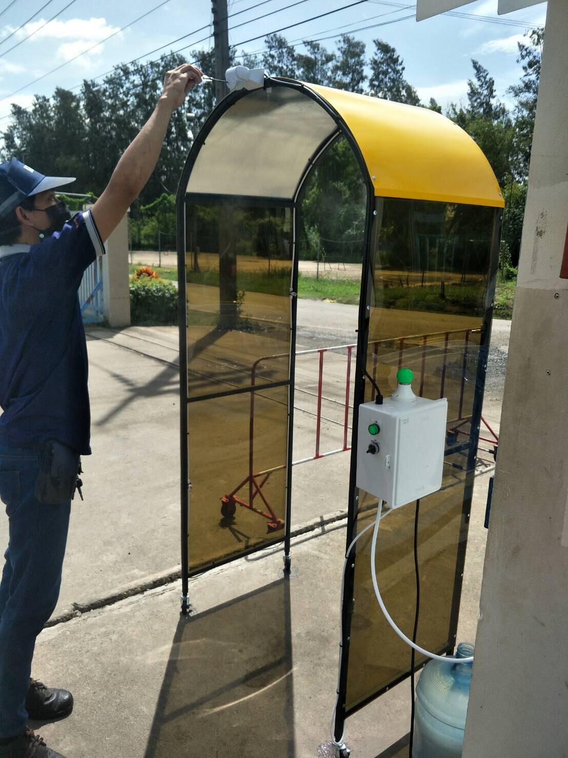 อุโมงค์พ่นฆ่าเชื้อโรคเคลื่อนย้ายได้ โครงสร้างเหล็กหุ้มอคริลิค