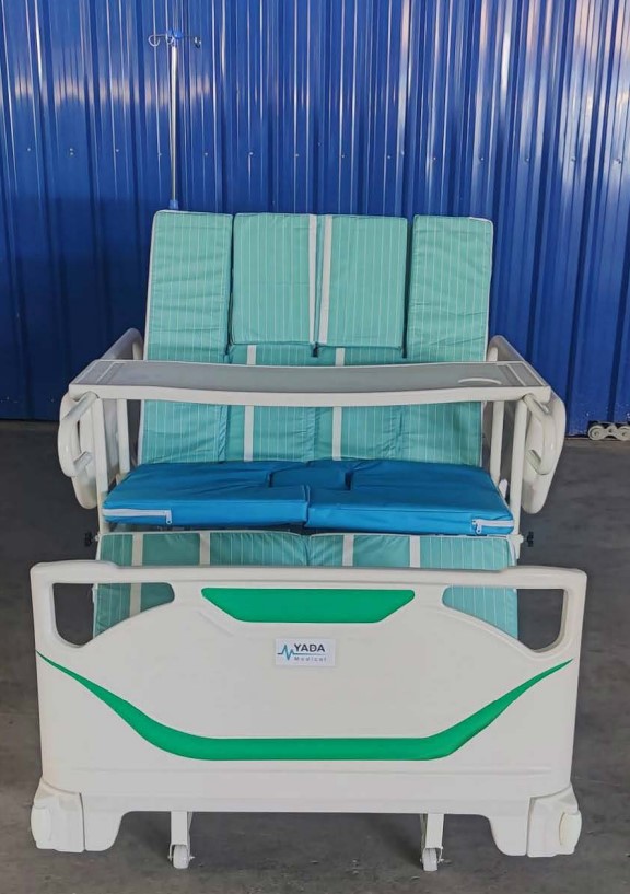 เตียงผู้ป่วยระบบไฟฟ้า 5 ฟังก์ชั่น ราวกั้นปีกนก ABS รุ่น 04-D3P-h