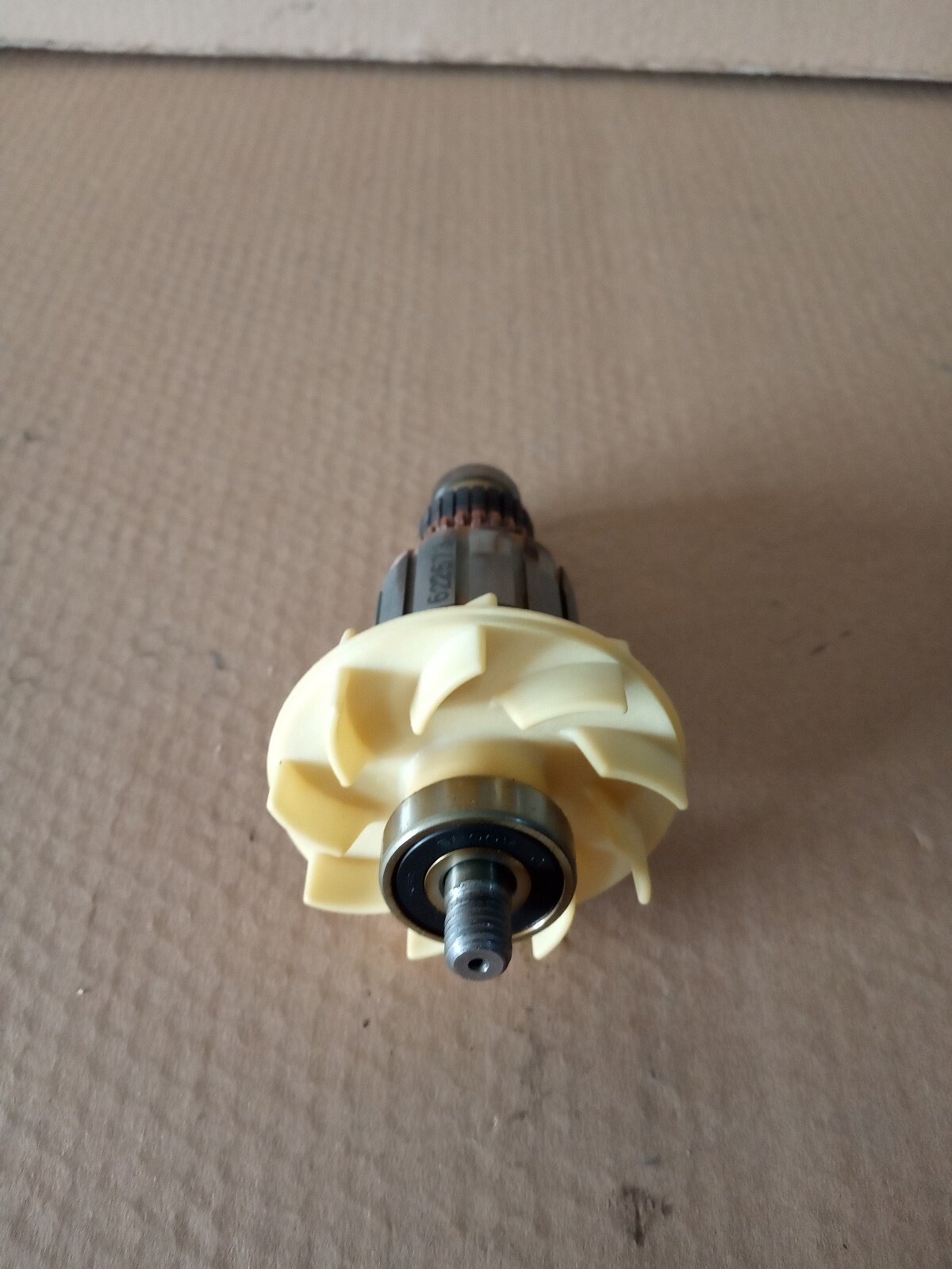 ทุ่น เครื่องขัดกระดาษทราย MAKITA รุ่น 9045N (ญี่ปุ่นแท้)