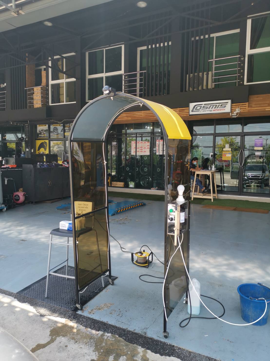 อุโมงค์พ่นฆ่าเชื้อโรคเคลื่อนย้ายได้ โครงสร้างเหล็กหุ้มอคริลิค