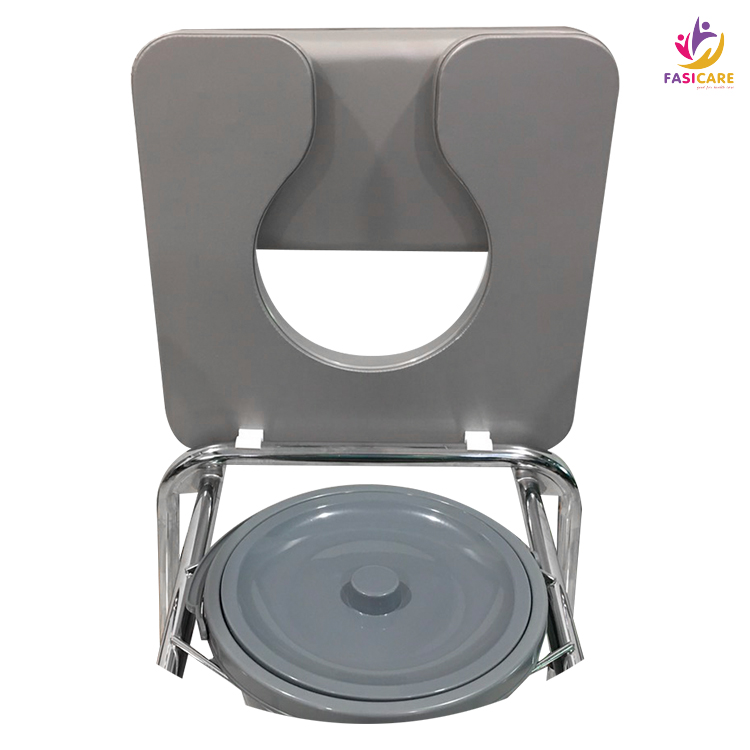 เก้าอี้อาบน้ำพร้อมนั่งถ่าย รุ่น W-15 มีพนักพิงหลังและที่วางแขน โครงสร้างเหล็ก