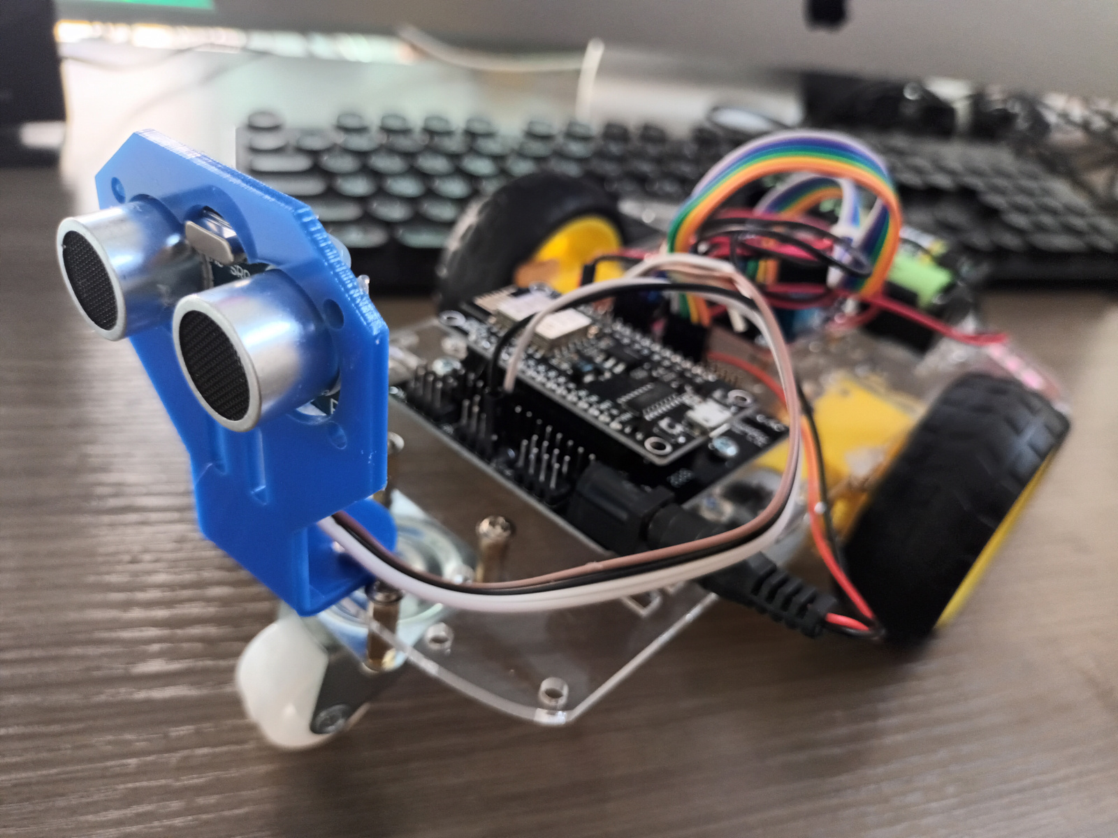 ชุดคิท หุ่นยนต์หลบสิ่งกีดขวาง ESP8266 V3