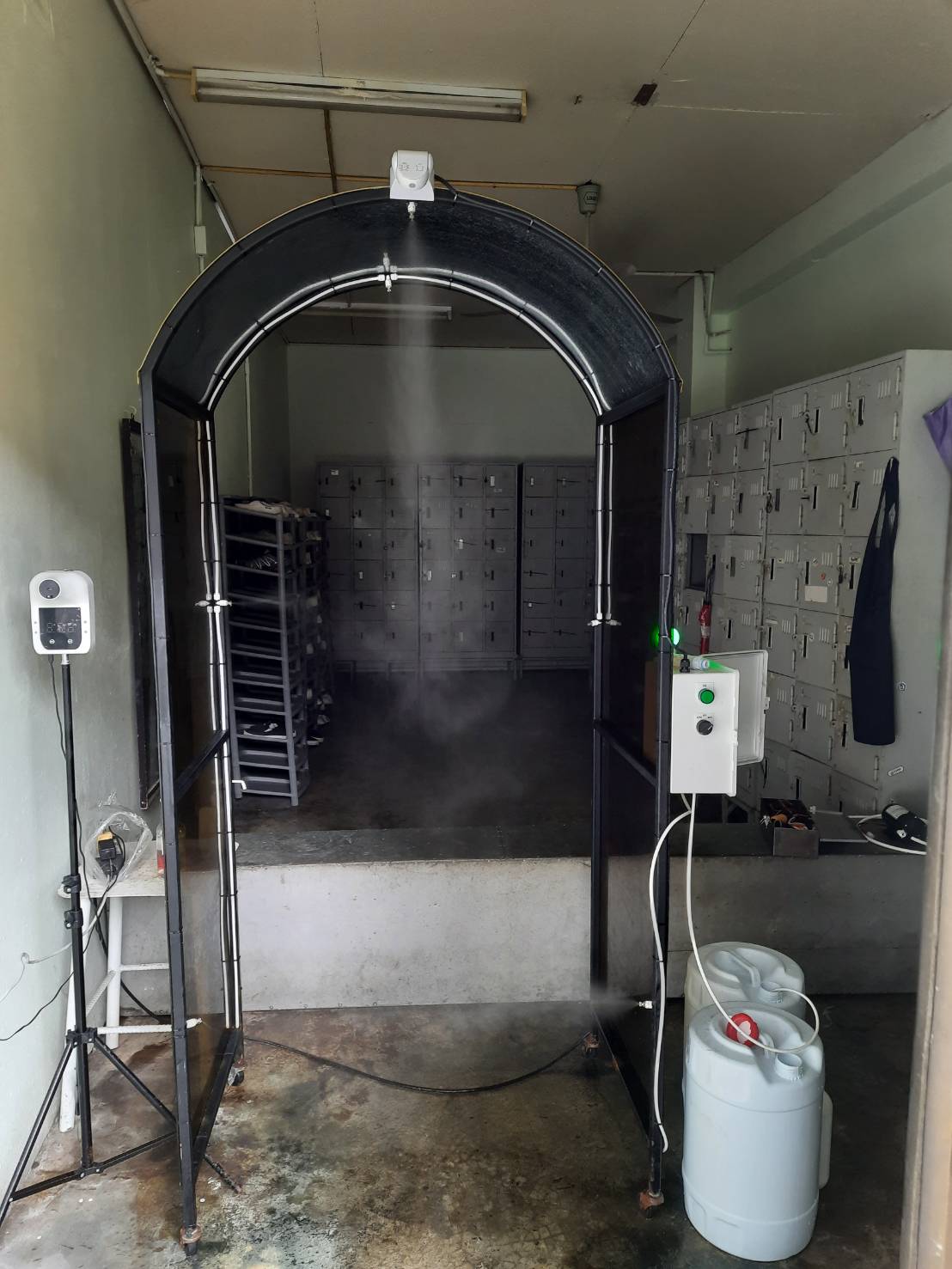 อุโมงค์พ่นฆ่าเชื้อโรคเคลื่อนย้ายได้ โครงสร้างเหล็กหุ้มอคริลิค