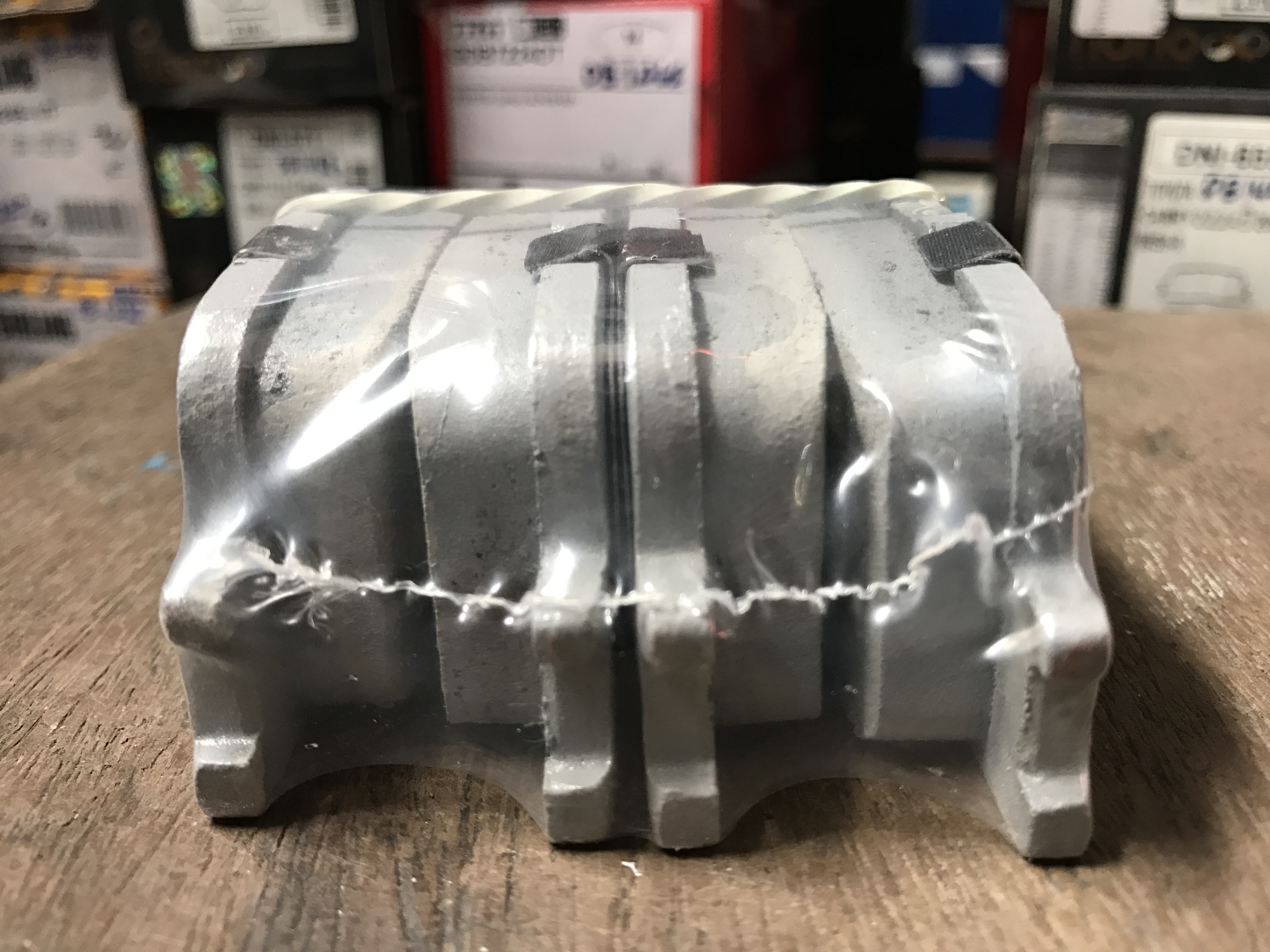 ผ้าเบรค หลัง TRW - Toyota Wish 2.0 ปี 2003 on DTEC