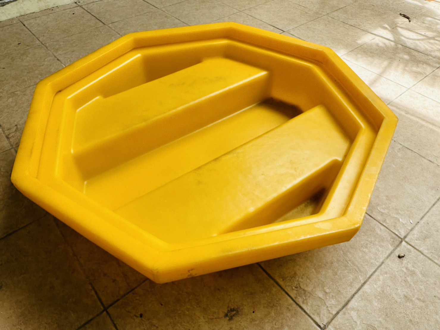 Spill Pallet พาเลทรองสารเคมี