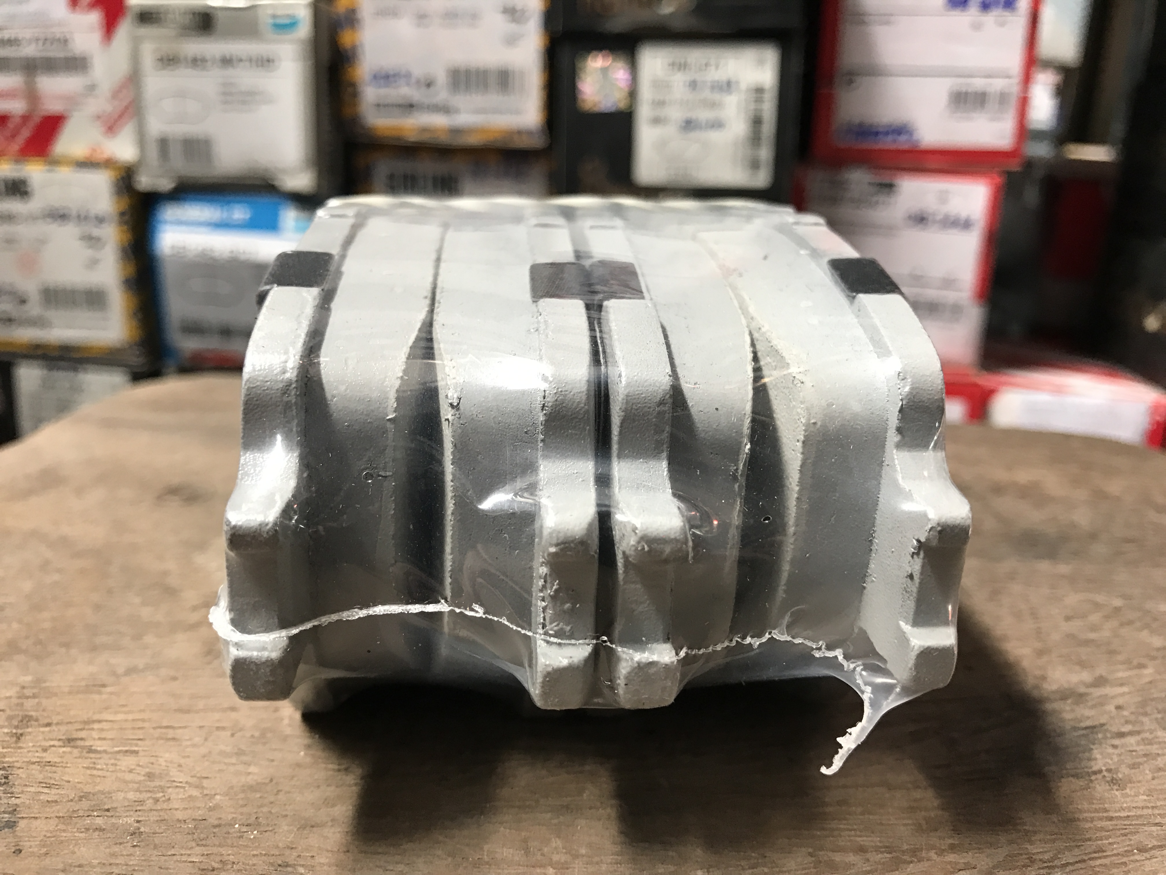 ผ้าเบรค TRW (หน้า) Toyota Camry ACV30 2.0 และ 2.4 ปี 2002-2006 DTEC (GDB7224)