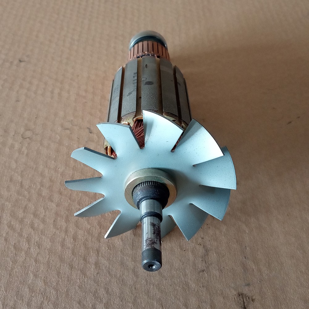 ทุ่น เครื่องเจียหินแกน ¼ นิ้ว MAKITA รุ่น 906 (ญี่ปุ่นแท้)