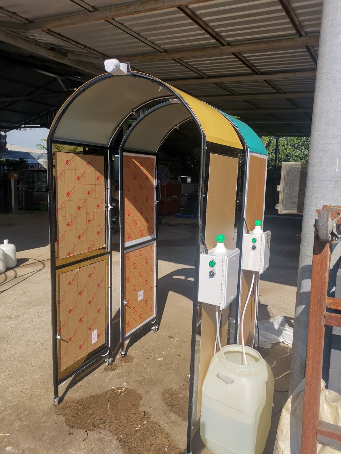 อุโมงค์พ่นฆ่าเชื้อโรคเคลื่อนย้ายได้ โครงสร้างเหล็กหุ้มอคริลิค