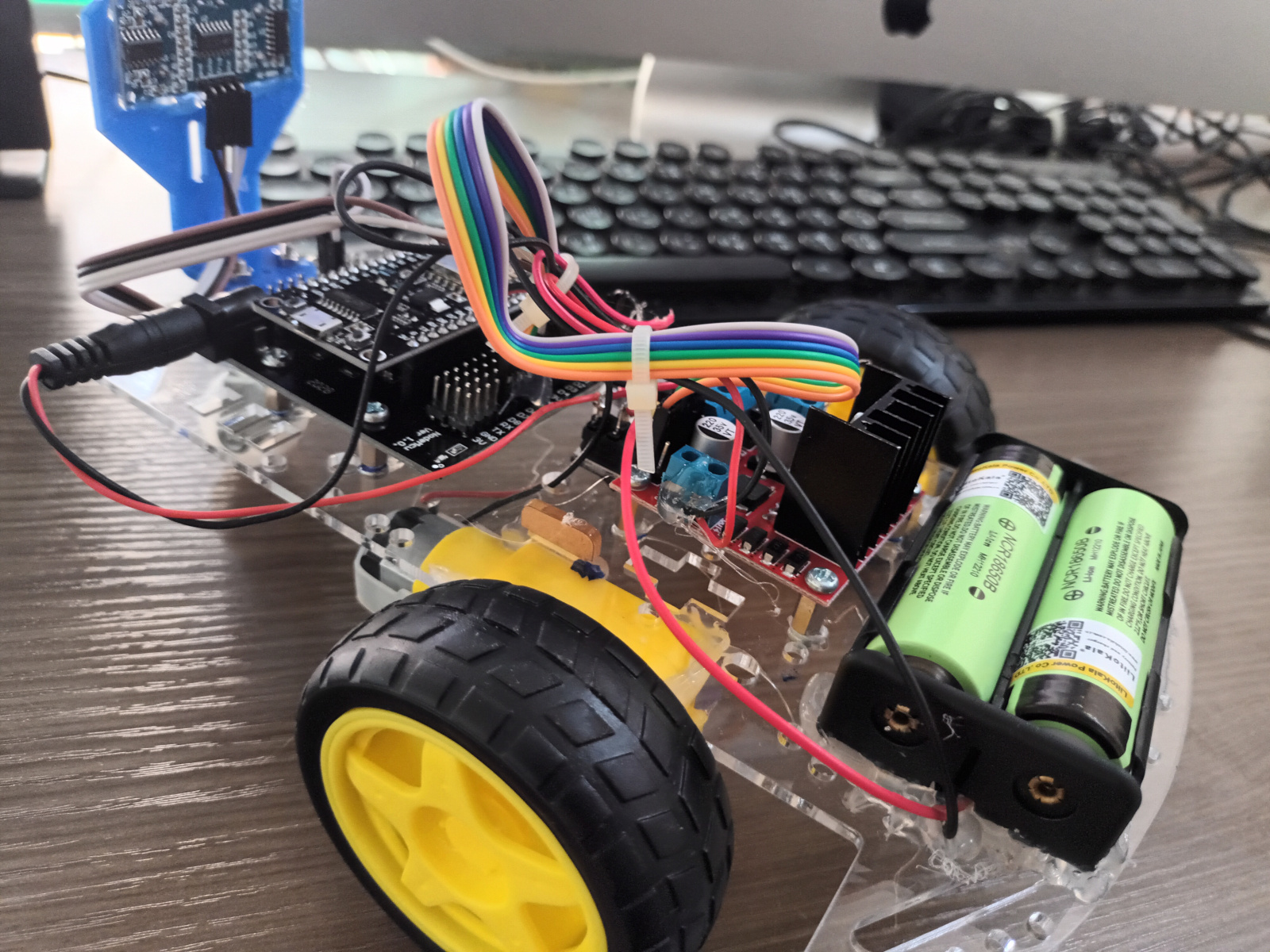 ชุดคิท หุ่นยนต์หลบสิ่งกีดขวาง ESP8266 V3