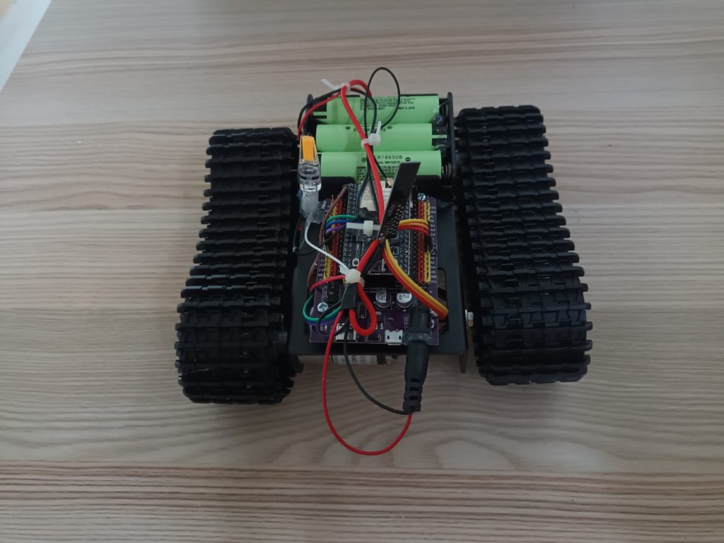 ชุดคิท หุ่นยนต์ตีนตะขาบ ESP32 บังคับด้วย แอพบลูทูธ BlueDuino