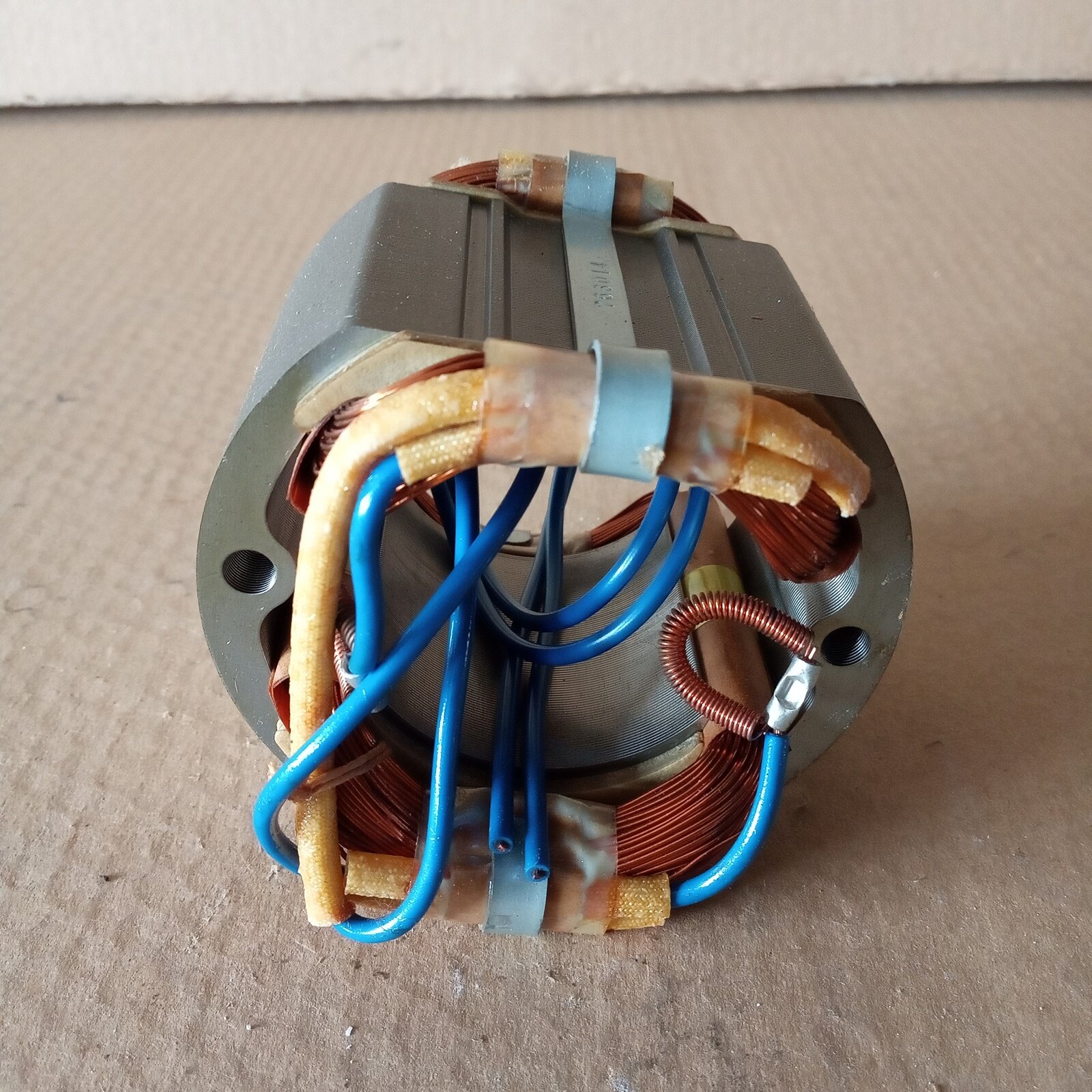 ฟิลคอยล์ กบไสไม้ MAKITA รุ่น 1100