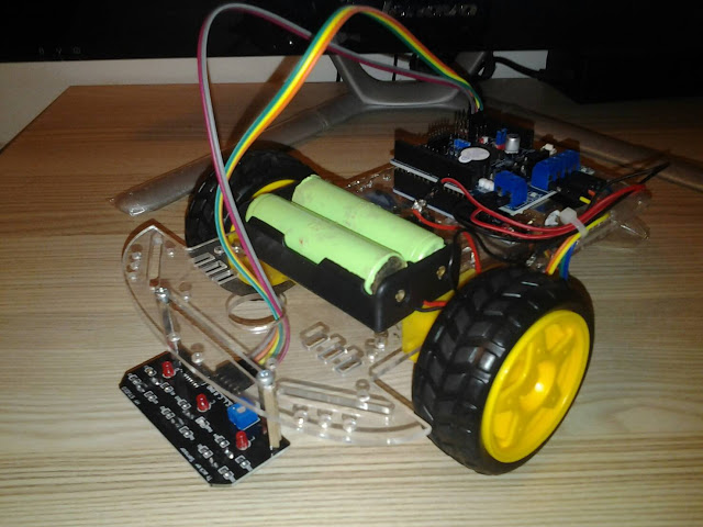 ชุดคิท หุ่นยนต์เดินตามเส้น 3 เซ็นเซอร์ Arduino L298P